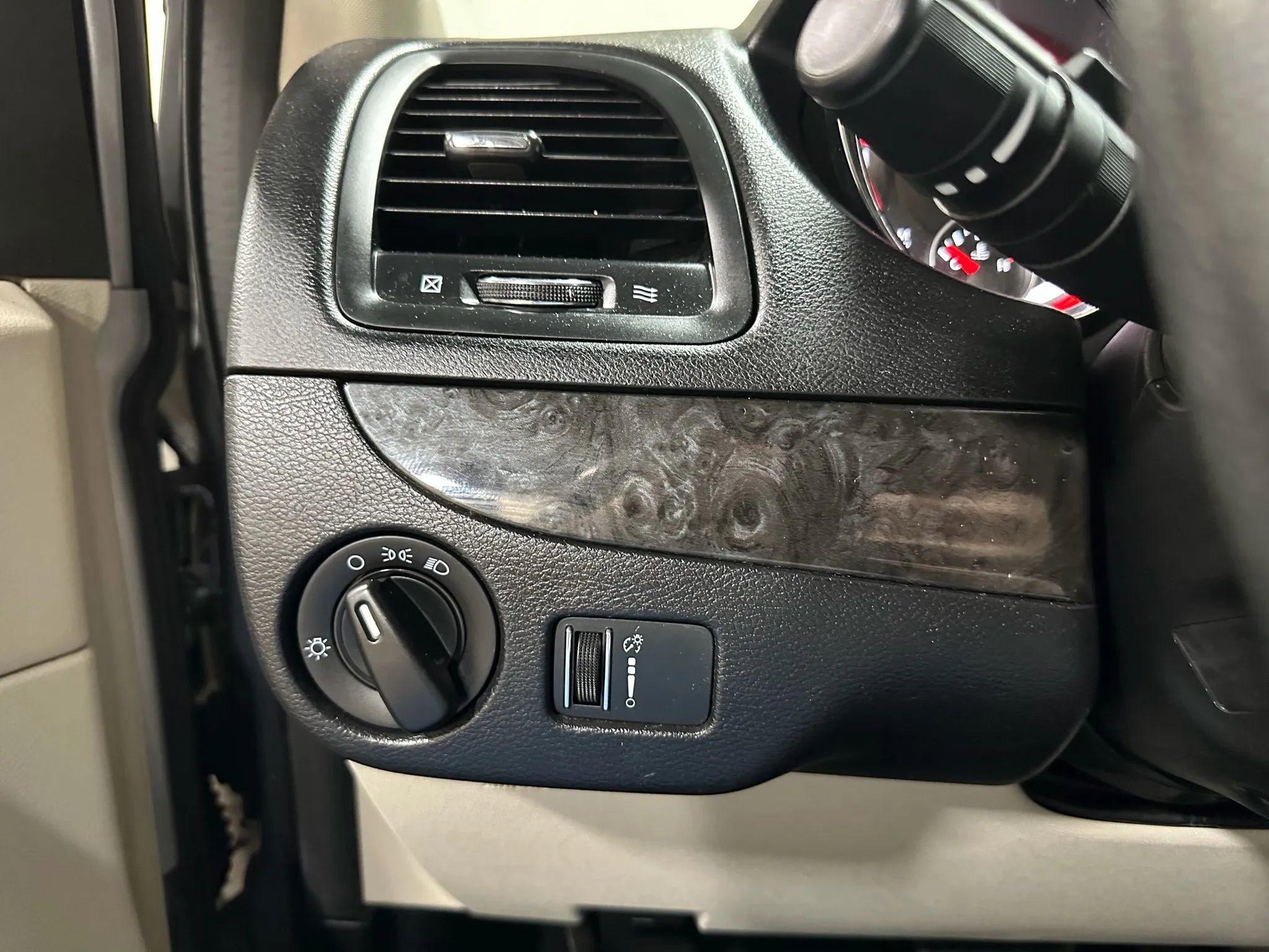 Used 2014 Dodge Grand Caravan SE w/ Quick Order Package 29E SE image 34