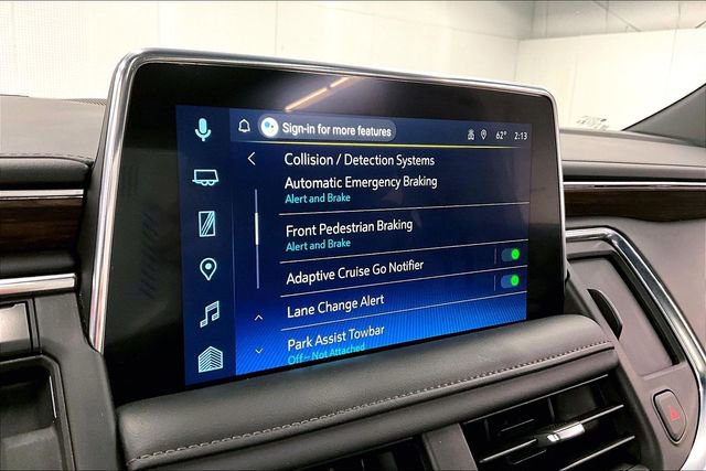 Used 2024 Chevrolet Suburban High Country AWD/4WD image 38