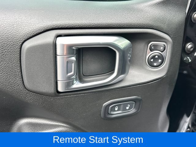 Used 2024 Jeep Gladiator Mojave w/ Technology Group AWD/4WD image 17