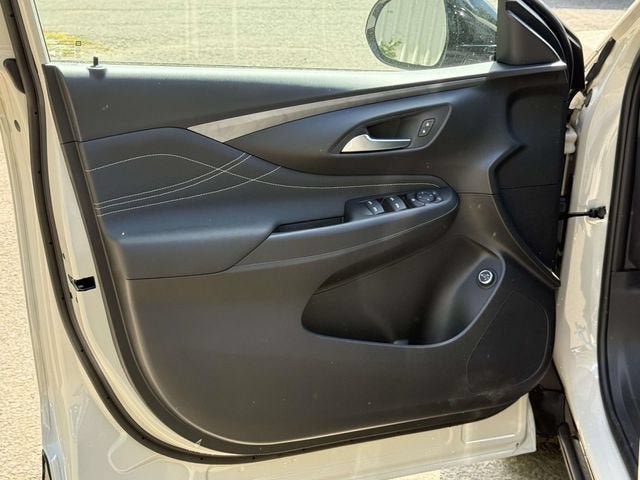 New 2026 Buick Envista Sport Touring w/ Studio Series FWD image 9