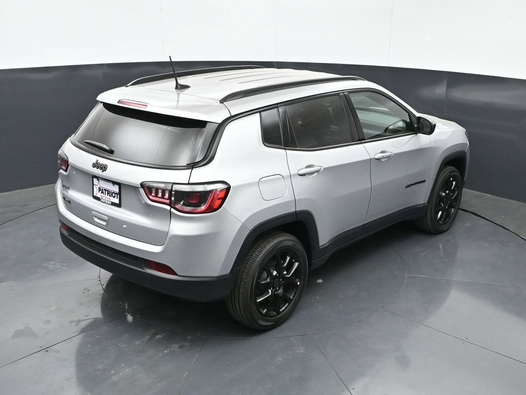 New 2026 Jeep Compass Latitude AWD/4WD image 35