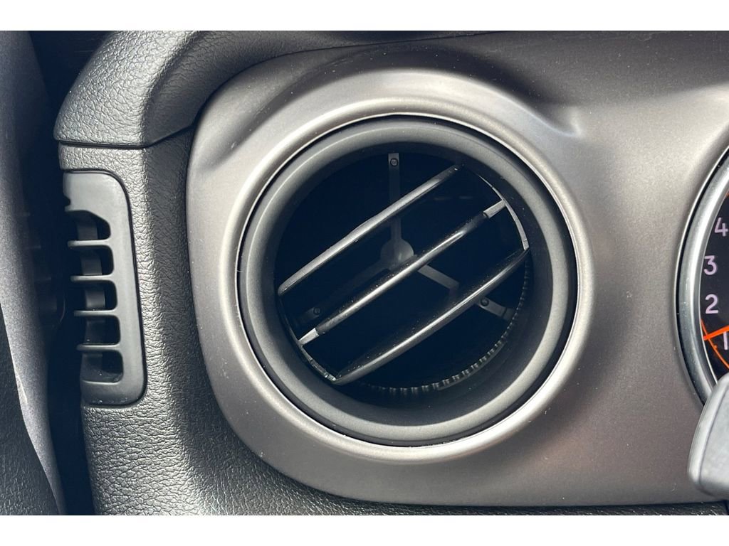 Used 2019 Jeep Wrangler Sport image 29