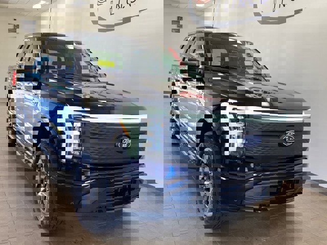 New 2025 Ford F150 Lightning Flash image 2