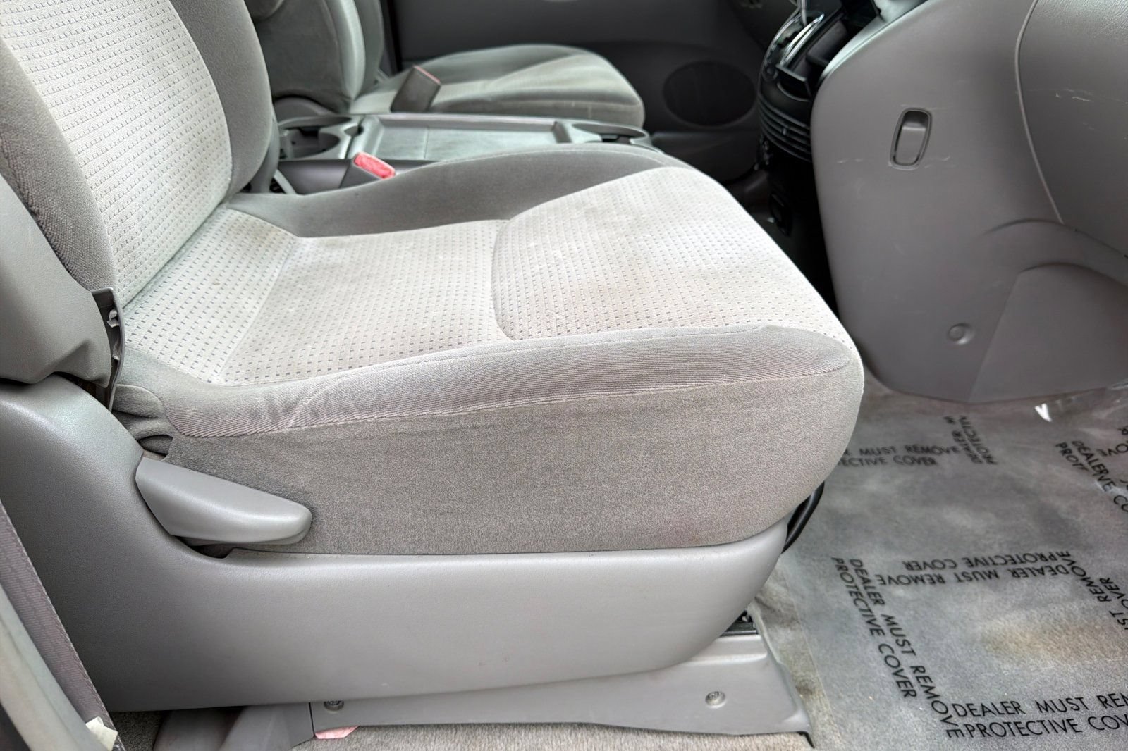 Used 2008 Toyota Sienna LE FWD image 23