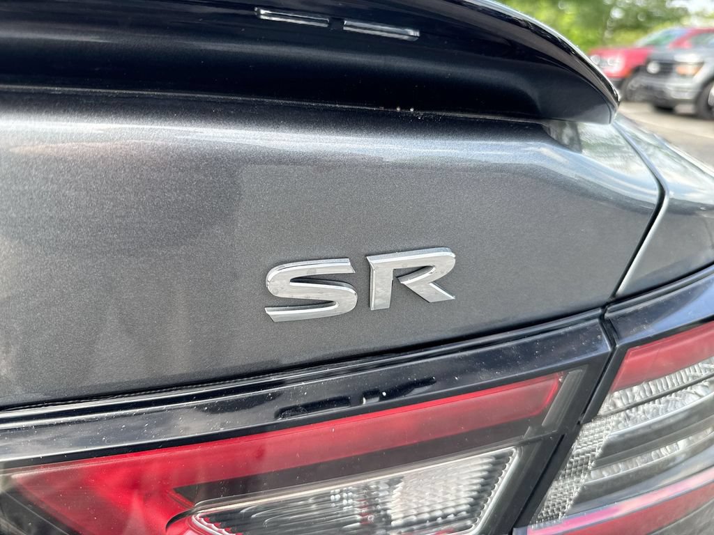 Used 2023 Nissan Maxima SR w/ Sport Mat Group FWD image 27