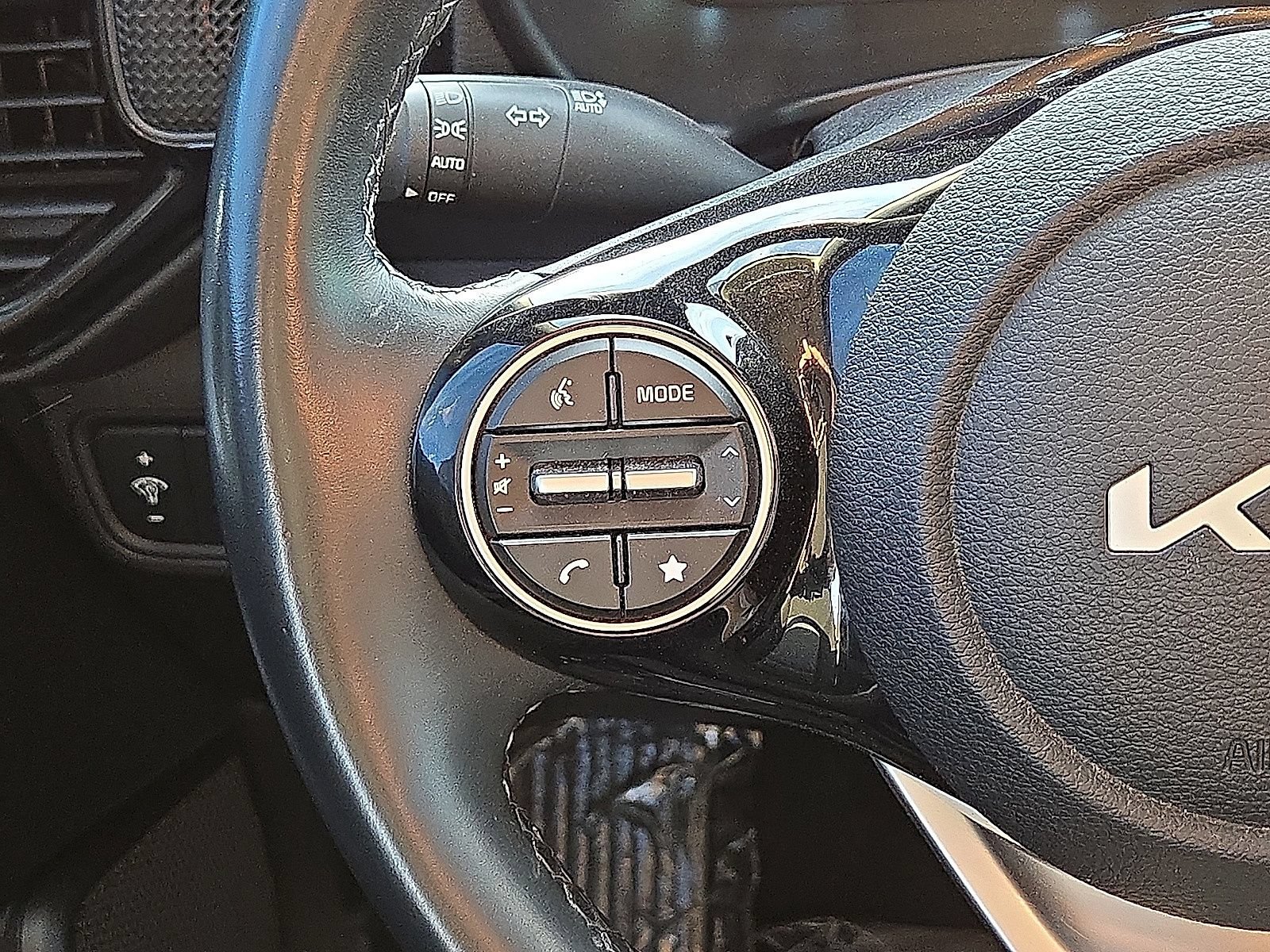 Used 2023 Kia Soul EX FWD image 19