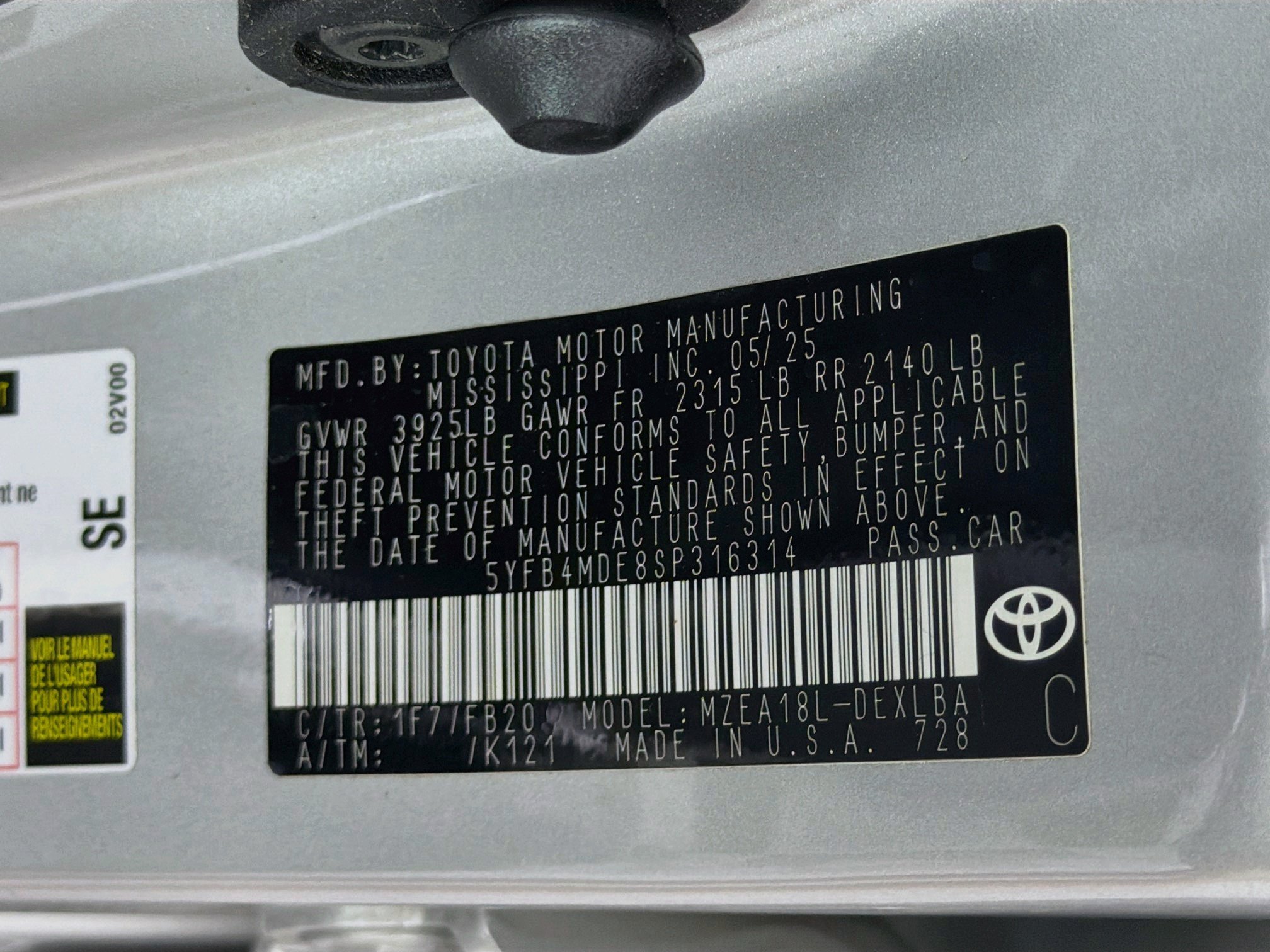 Used 2025 Toyota Corolla LE FWD image 12