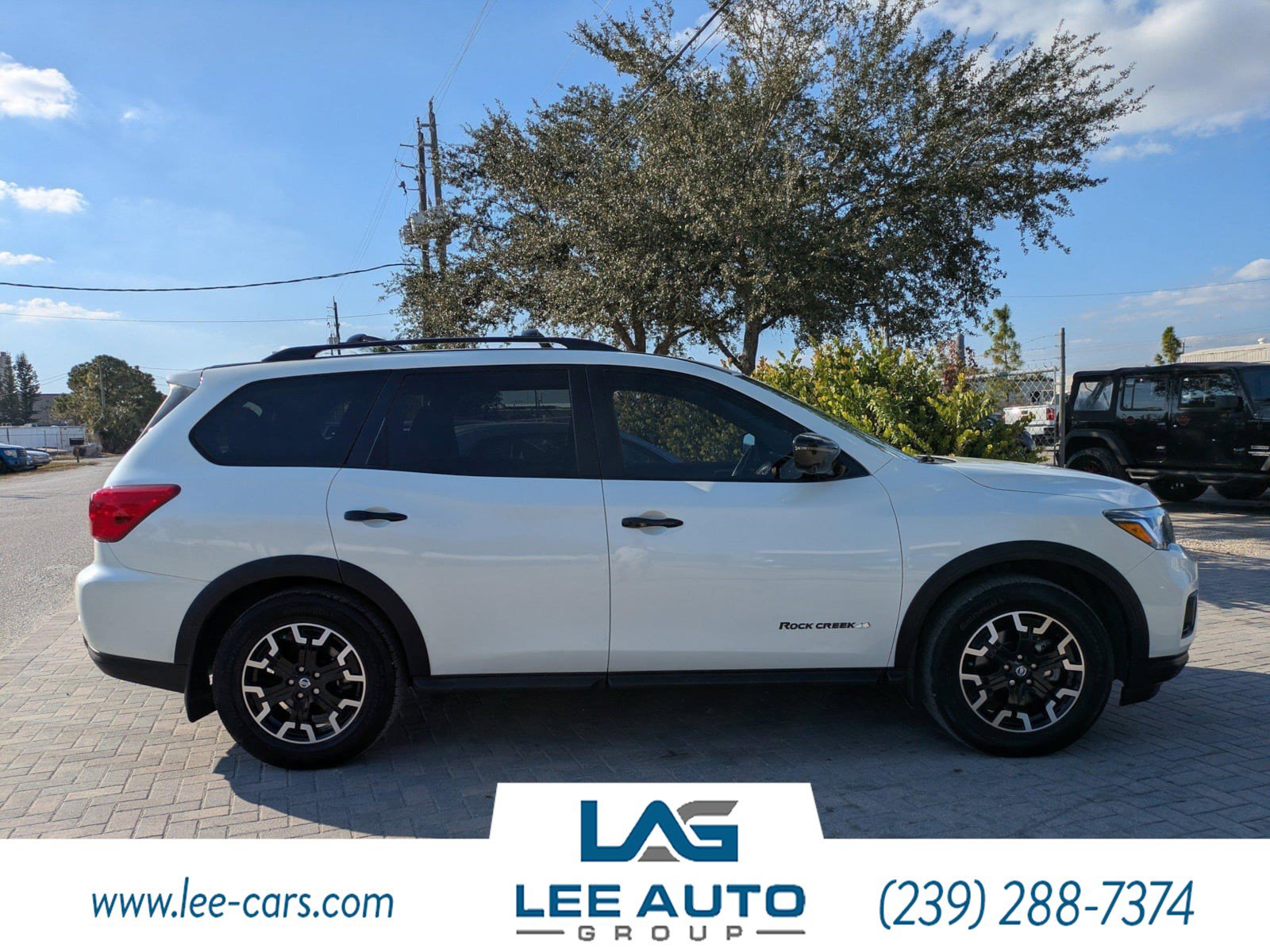Used 2020 Nissan Pathfinder SL video 2