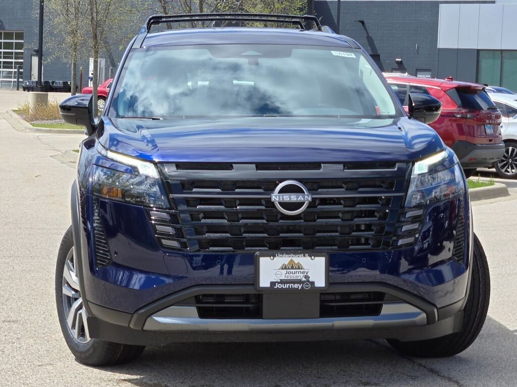 New 2026 Nissan Pathfinder SL w/ Cargo Package AWD/4WD image 3