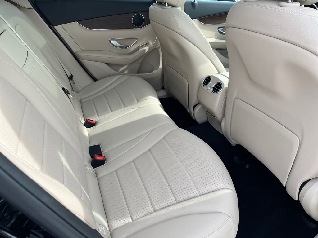 Certified 2022 Mercedes-Benz GLC 300 4MATIC w/ Driver Assistance Package image 18