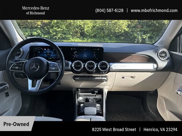 Used 2022 Mercedes-Benz EQB 300 4MATIC image 17
