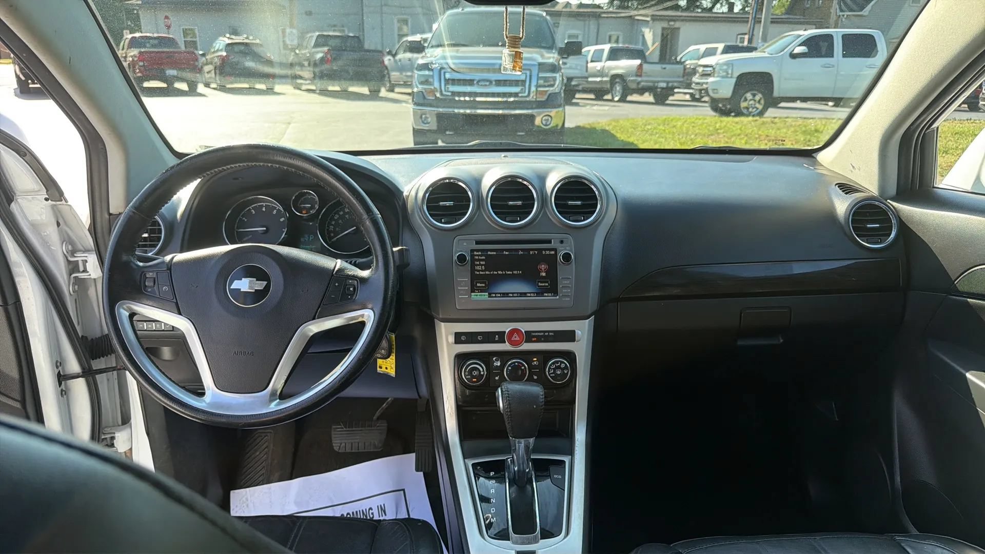 Used 2015 Chevrolet Captiva Sport LT w/ Convenience Package FWD image 12
