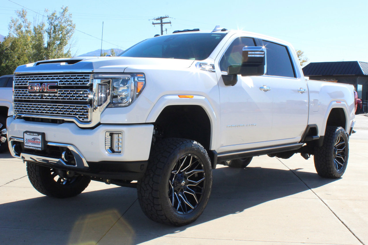 Used 2022 GMC Sierra 3500 Denali w/ Denali Ultimate Package image 5