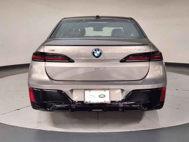 Used 2025 BMW 750e xDrive w/ Executive Package image 10