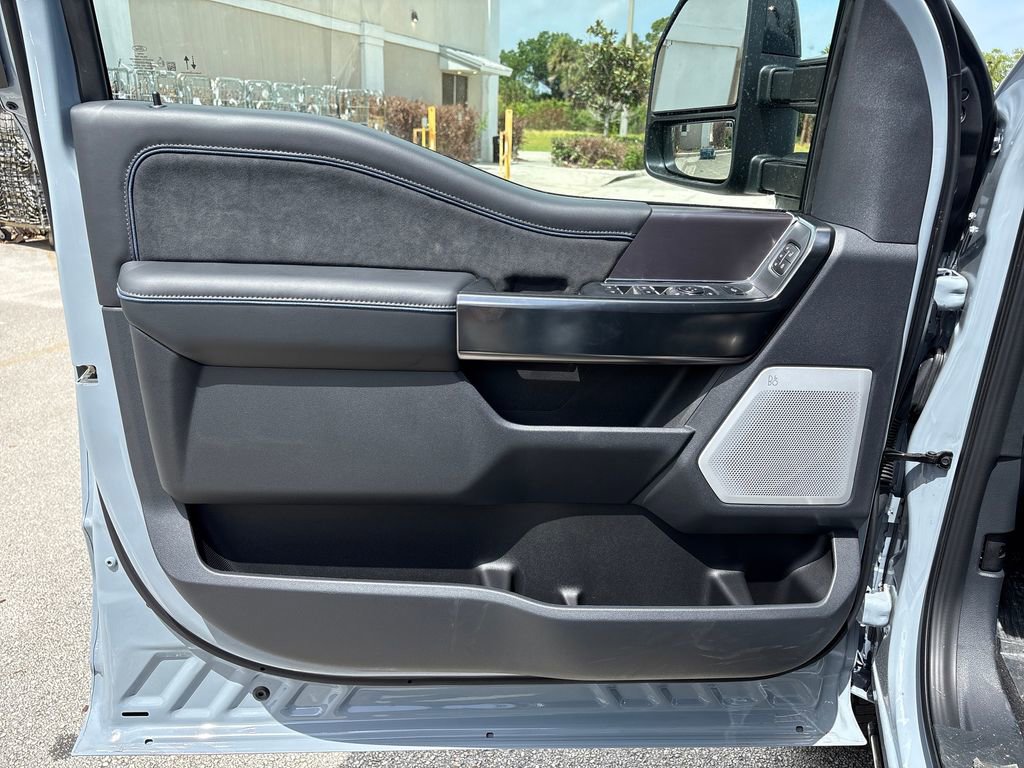 New 2026 Ford F350 4x4 Crew Cab Super Duty image 16