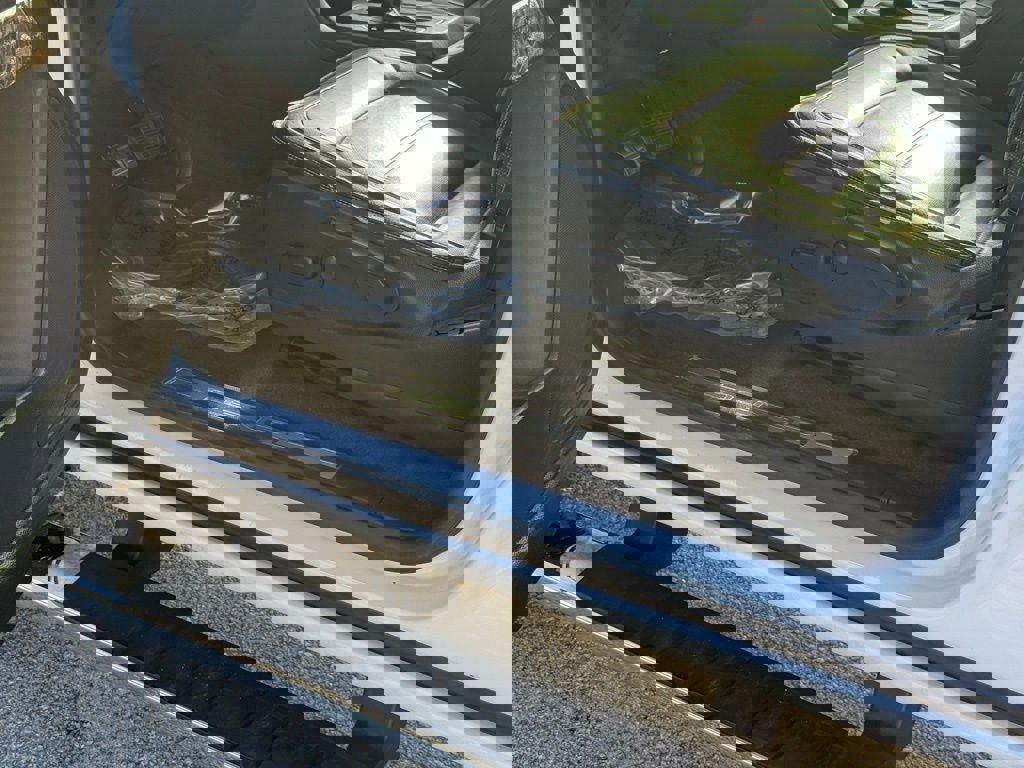 Used 2022 GMC Canyon Denali image 26