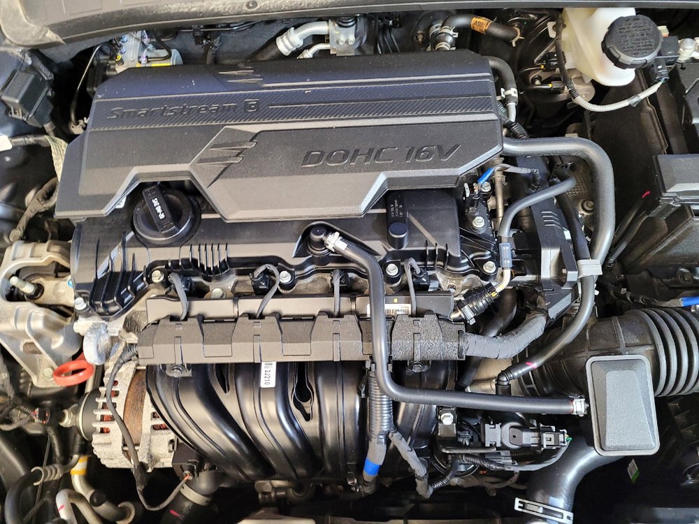 Used 2024 Hyundai Elantra SEL image 30