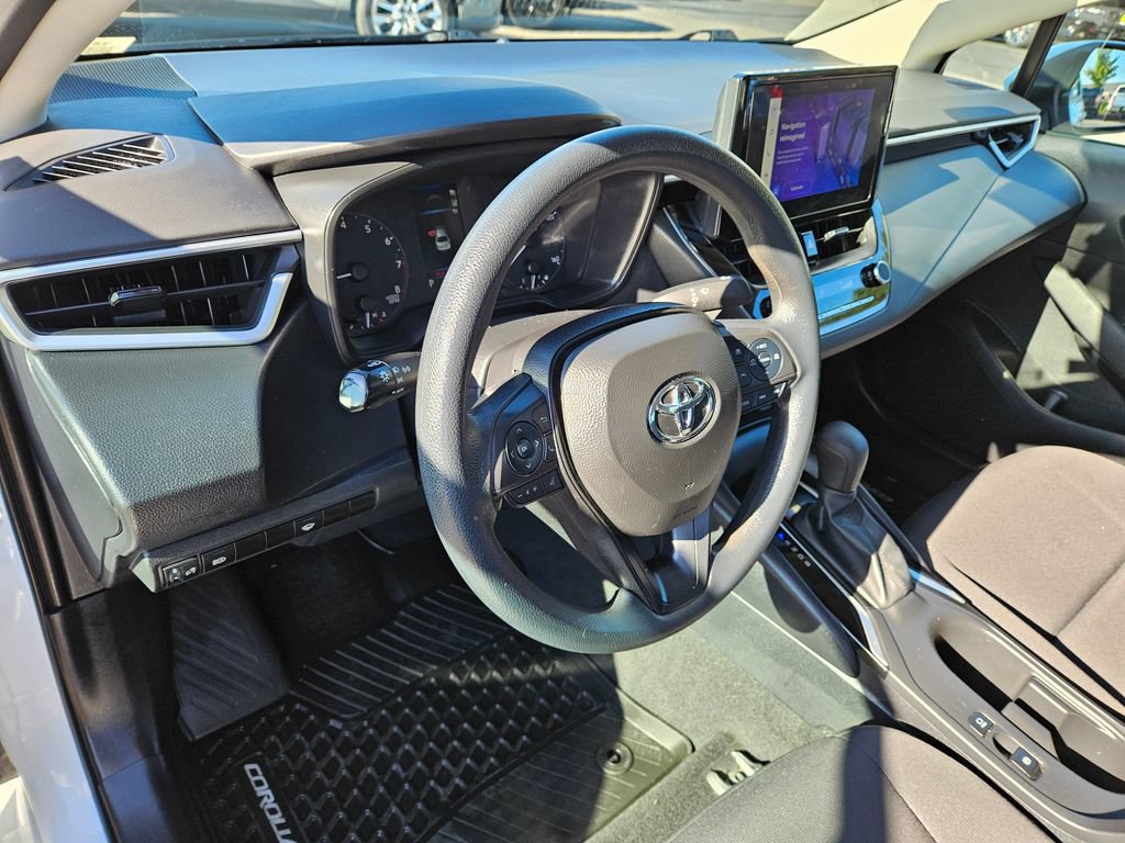Used 2023 Toyota Corolla LE FWD image 19