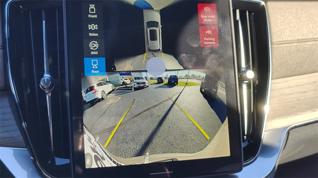 New 2026 Volvo XC90 B6 Ultra image 22