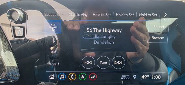 Used 2020 Chevrolet Corvette Stingray Premium Cpe w/ 3LT Preferred Equipment Group image 16