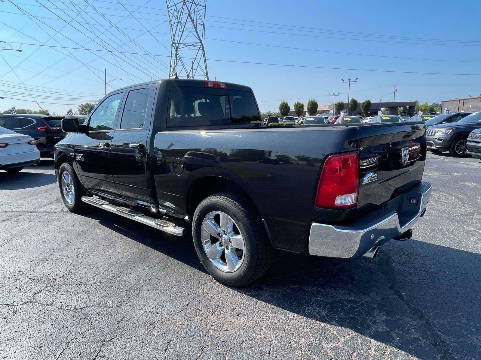 Used 2017 RAM 1500 Big Horn RWD image 5