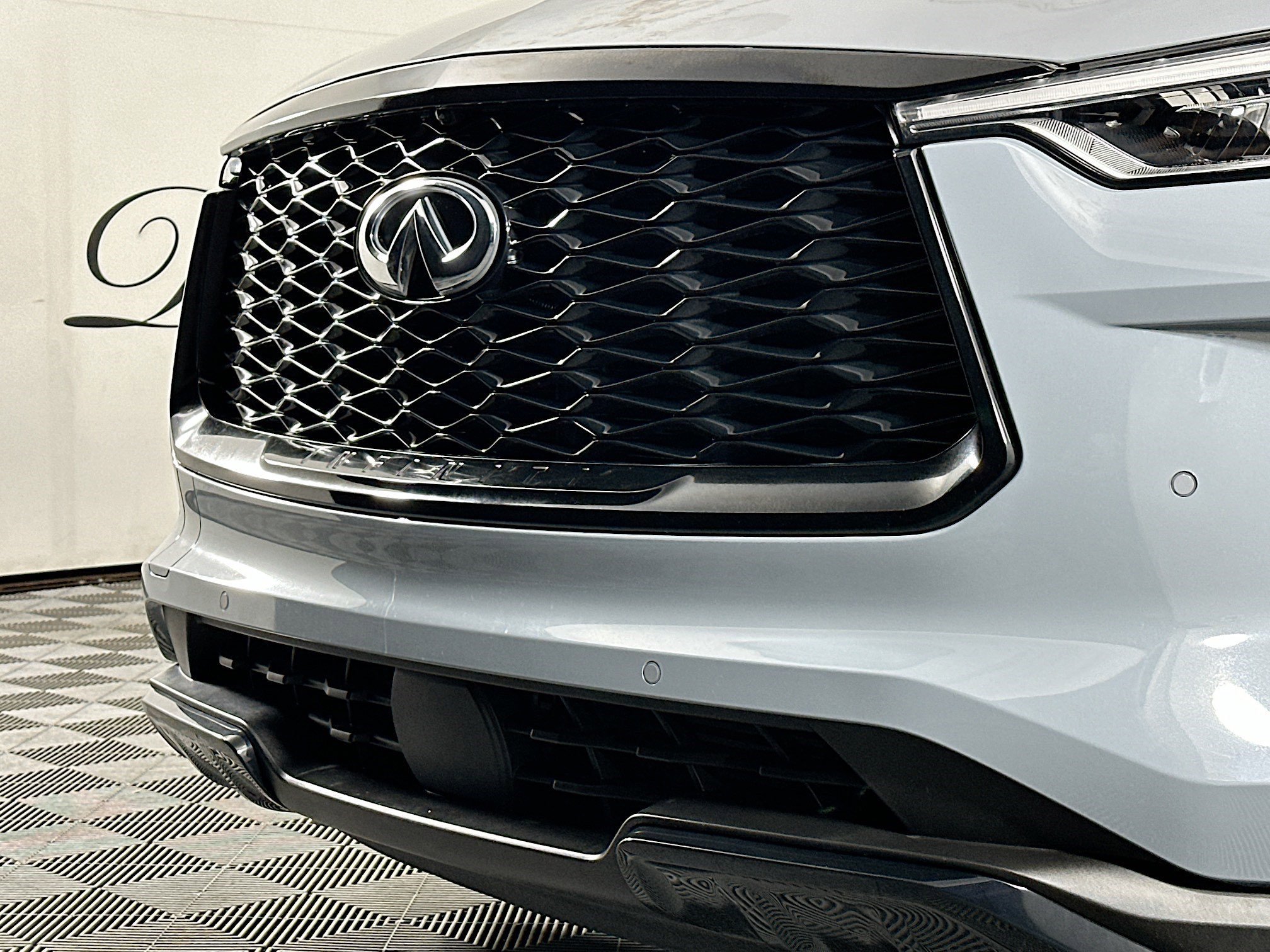 Used 2025 INFINITI QX60 Luxe w/ Black Edition AWD/4WD image 36