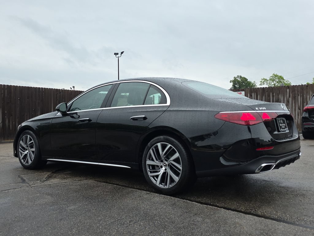 New 2026 Mercedes-Benz E 350 4MATIC Sedan image 3