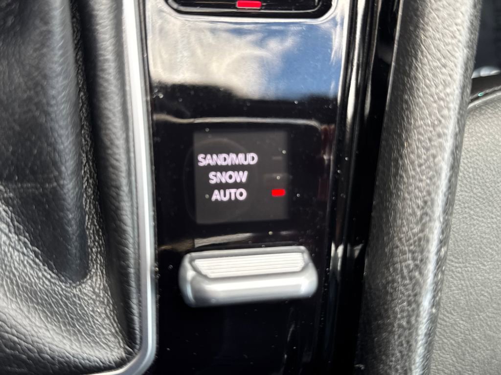 Used 2023 Jeep Compass Limited AWD/4WD image 34
