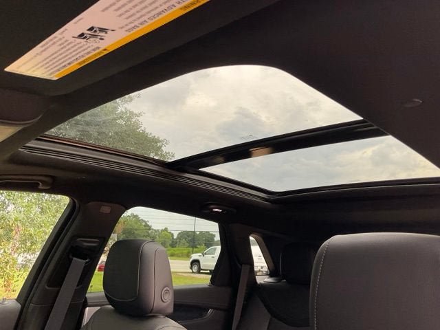 New 2026 Cadillac XT5 Premium Luxury w/ Driver Assist Package FWD image 6