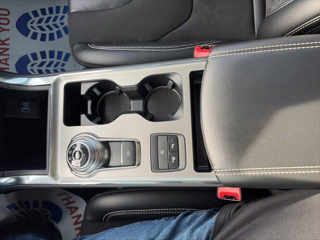 Used 2024 Ford Edge ST w/ Equipment Group 401A image 24