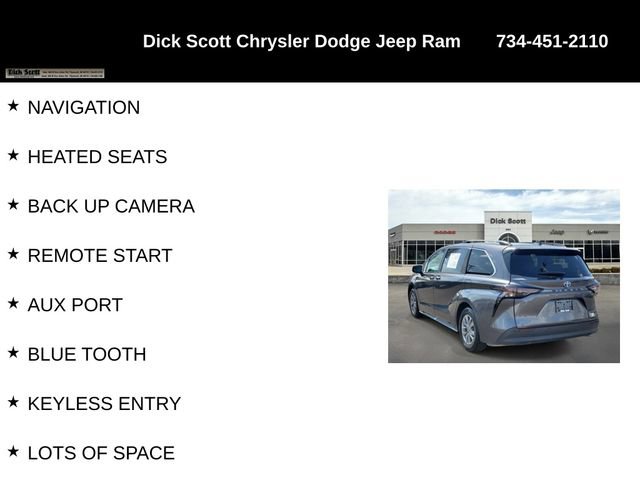 Used 2025 Toyota Sienna XLE FWD image 8