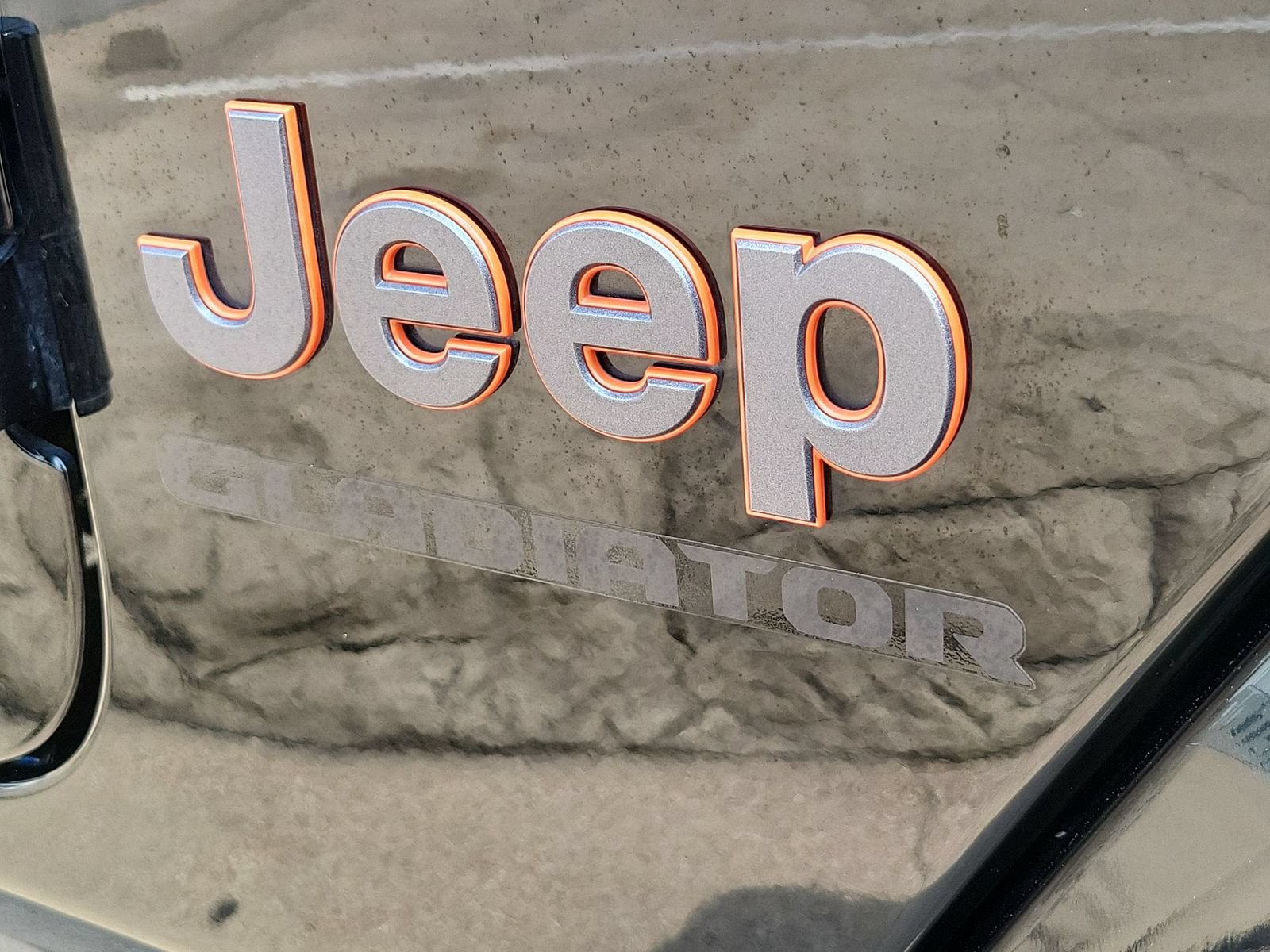 Used 2021 Jeep Gladiator Mojave AWD/4WD image 31