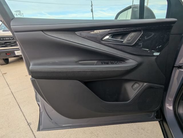 New 2026 Chevrolet Blazer EV LT AWD/4WD image 12