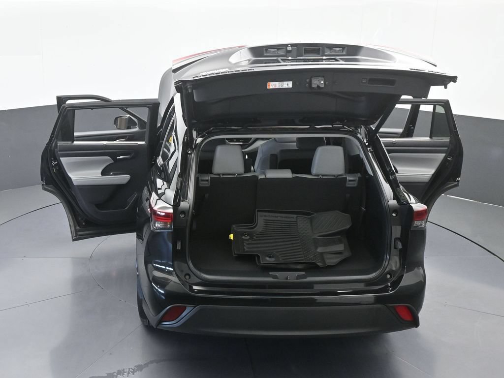 Used 2026 Toyota Highlander XLE AWD/4WD image 69