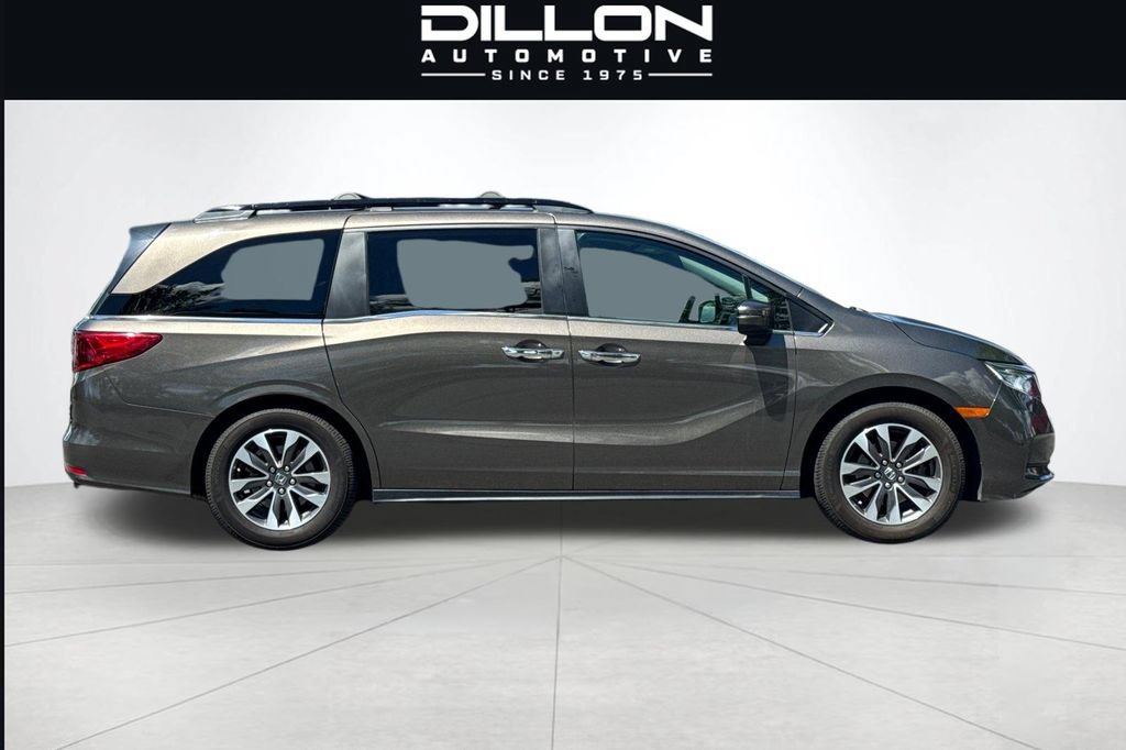 Used 2023 Honda Odyssey EX-L image 3