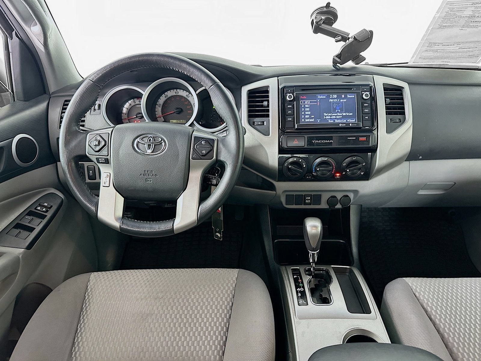 Used 2015 Toyota Tacoma PreRunner w/ SR5 Package RWD image 20