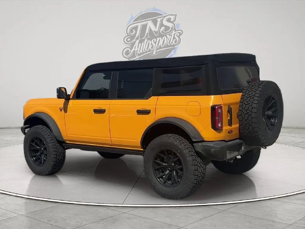 Used 2021 Ford Bronco Badlands AWD/4WD image 3