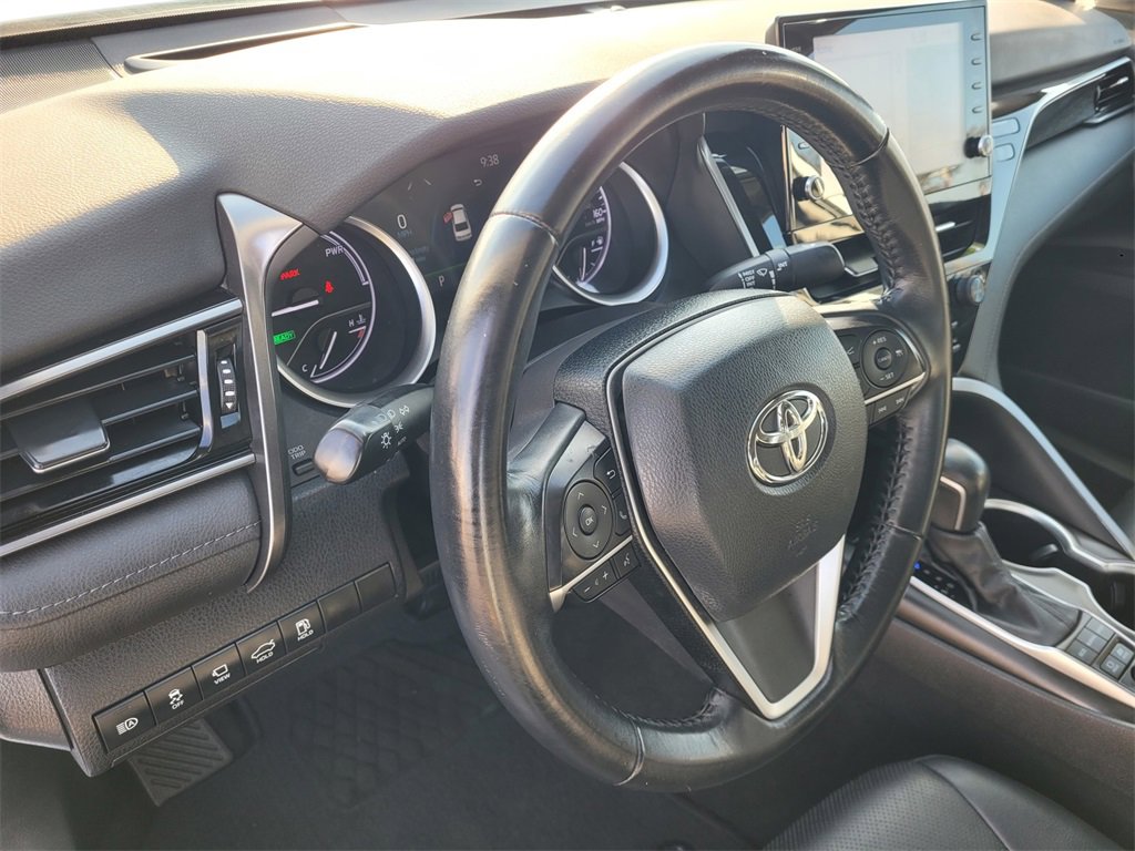 Used 2021 Toyota Camry XLE image 26