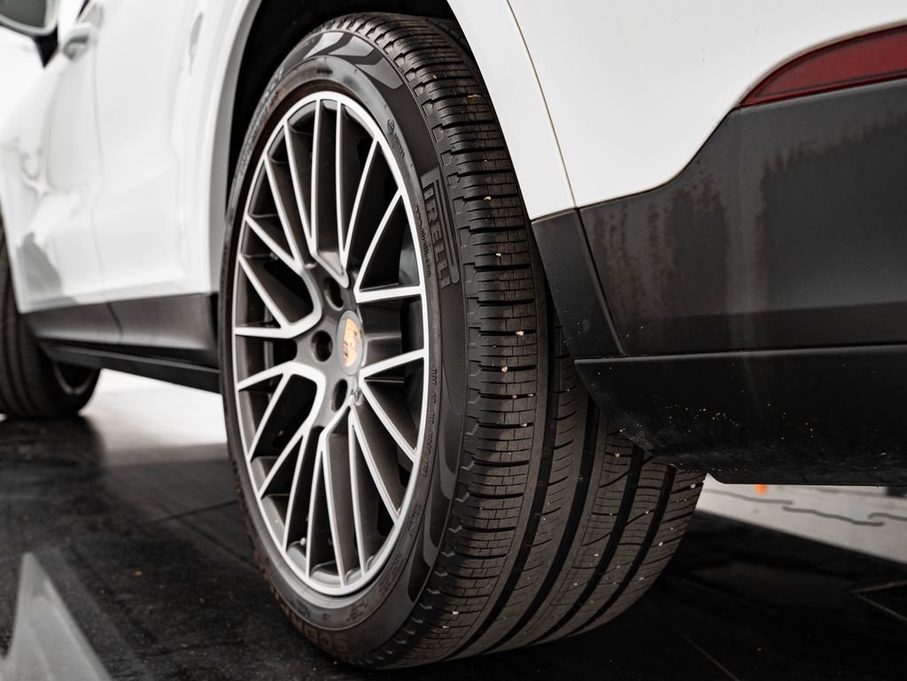 Certified 2020 Porsche Cayenne AWD/4WD image 49