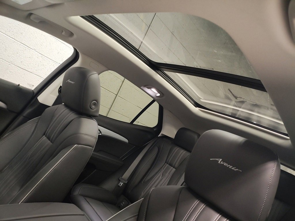 New 2026 Buick Envision Avenir image 26