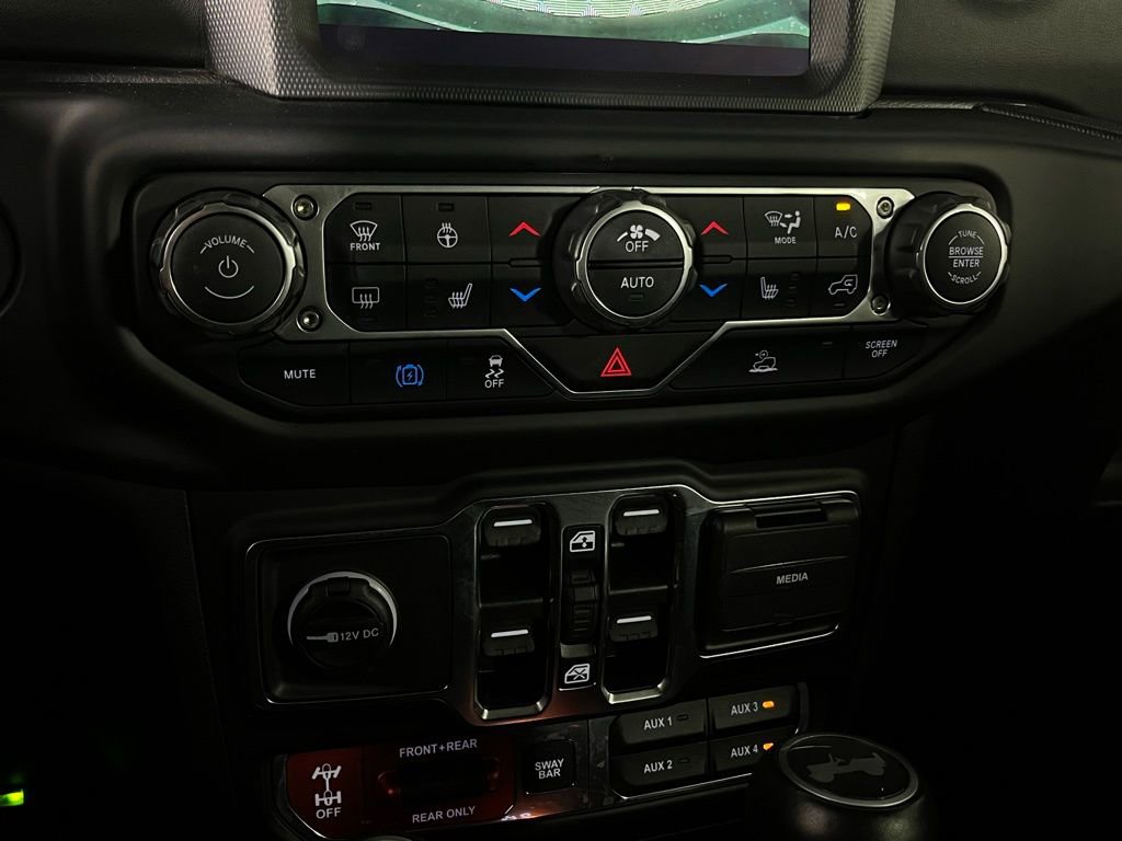 Used 2021 Jeep Wrangler Unlimited Rubicon 4xe w/ Steel Bumper Group image 18