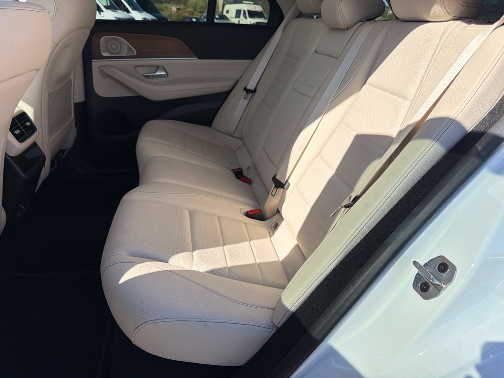 Certified 2025 Mercedes-Benz GLE 450e 4MATIC image 35