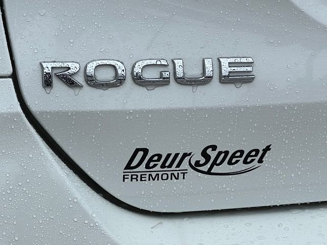 Used 2020 Nissan Rogue SV image 39