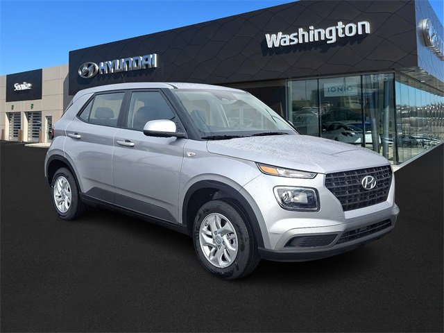New 2026 Hyundai Venue SE