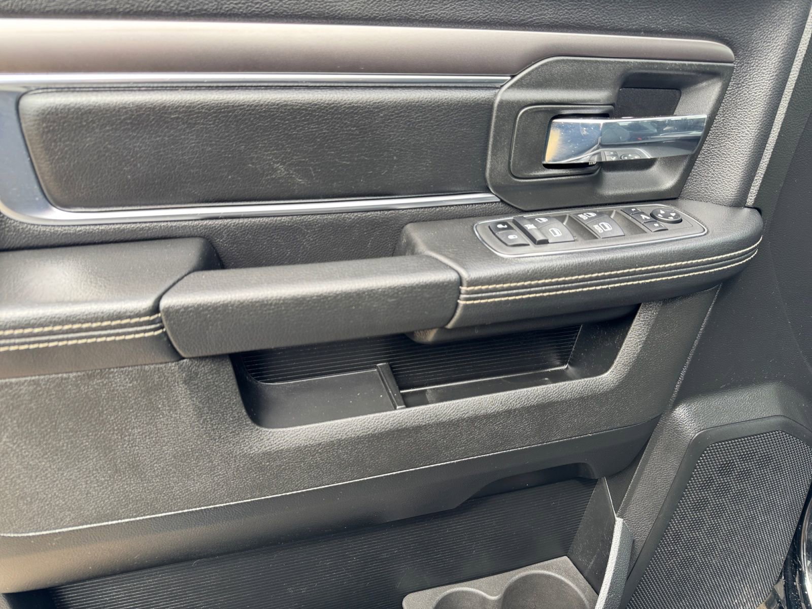 Used 2022 RAM 1500 Classic Warlock image 21