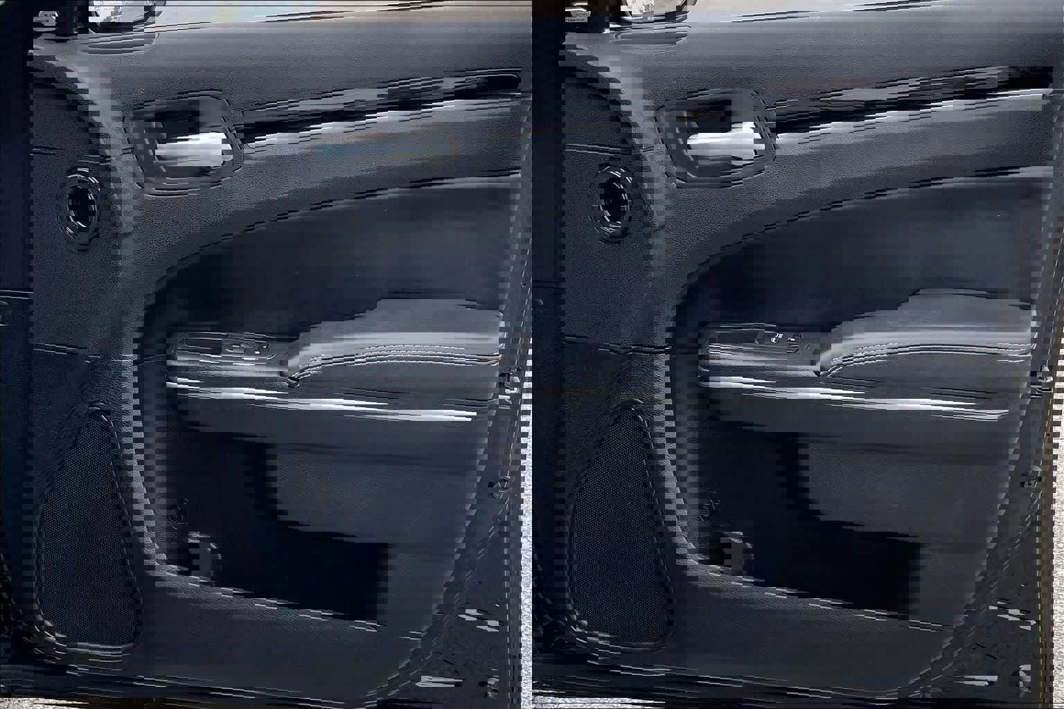 Used 2021 Chrysler 300 S image 22