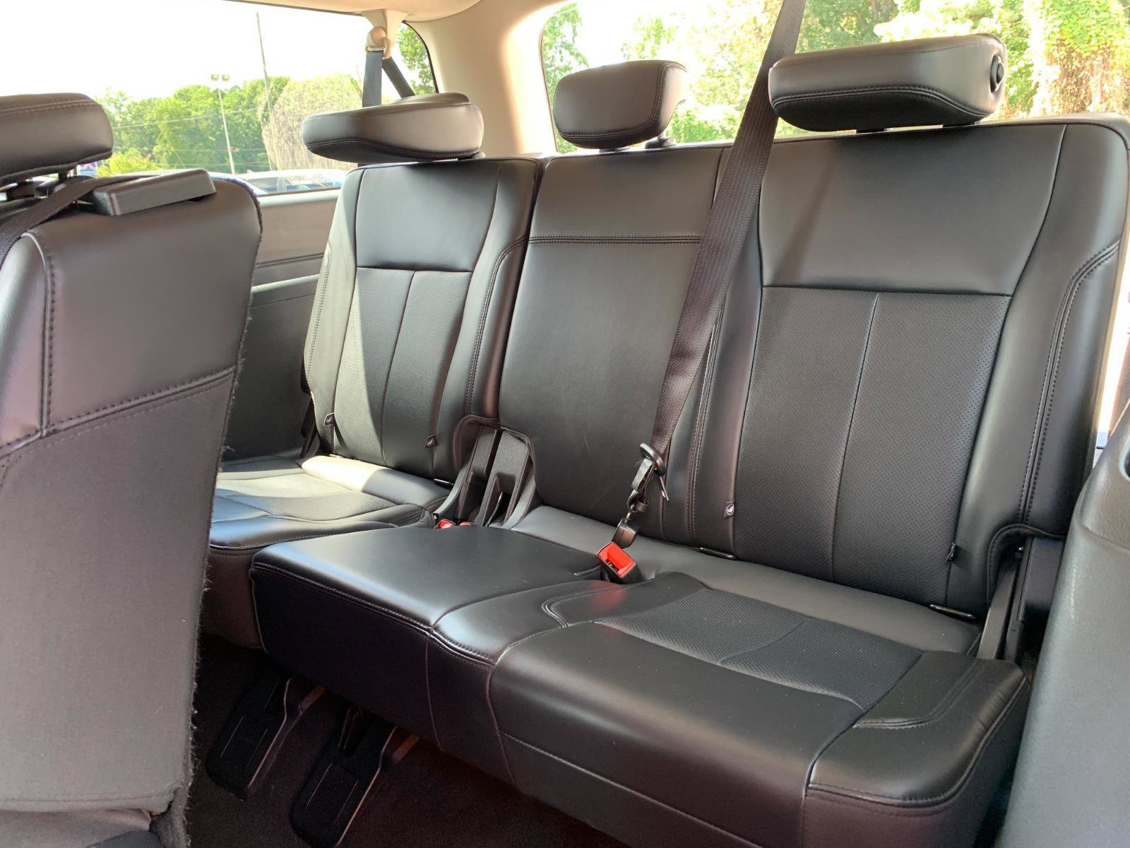 Used 2024 Ford Expedition Max XLT image 31