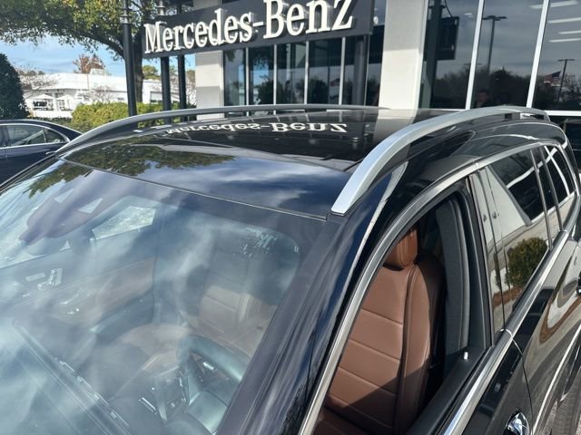 Used 2025 Mercedes-Benz GLS 450 4MATIC image 10