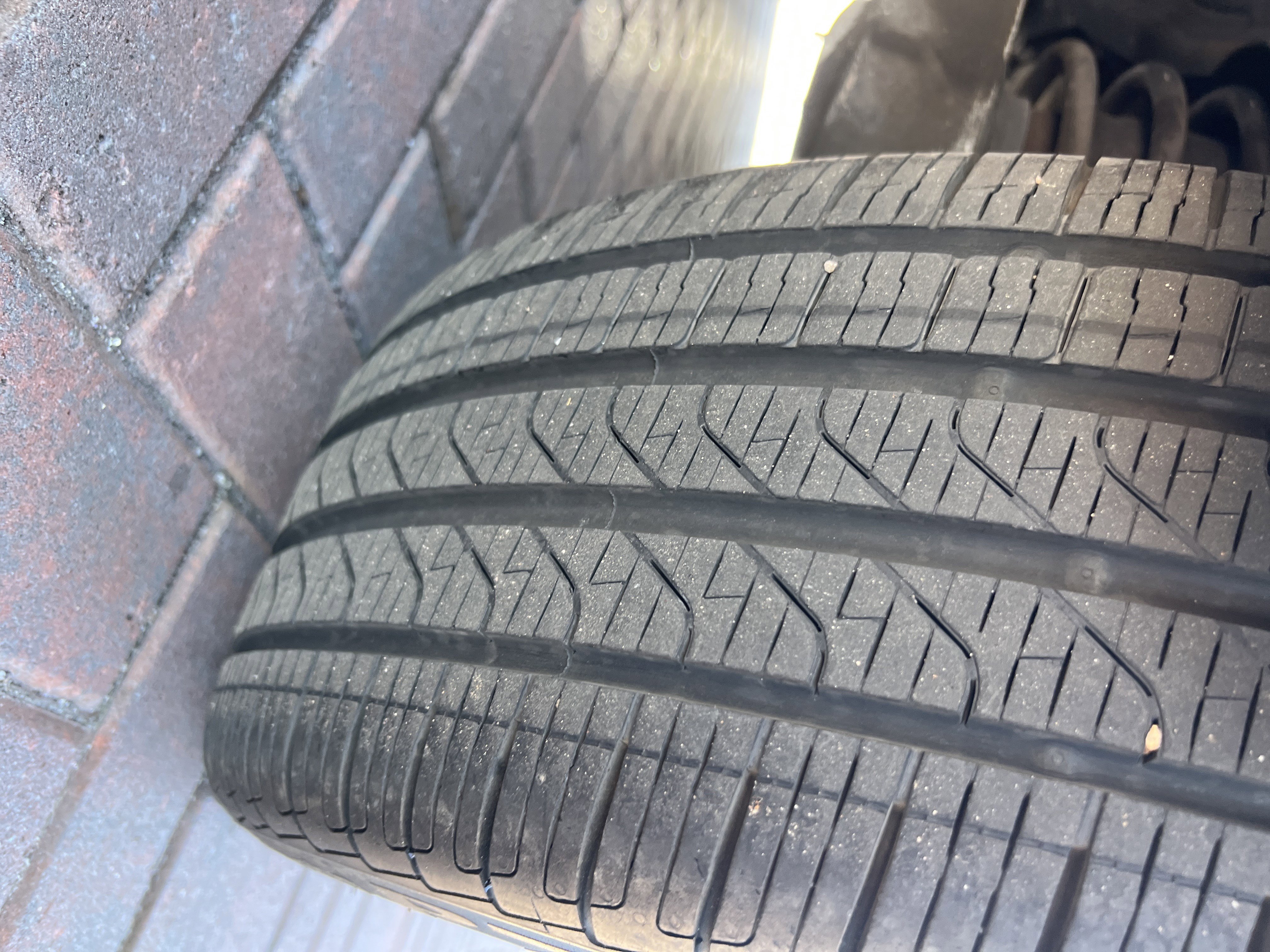 Used 2018 Volvo S60 T5 Inscription image 12