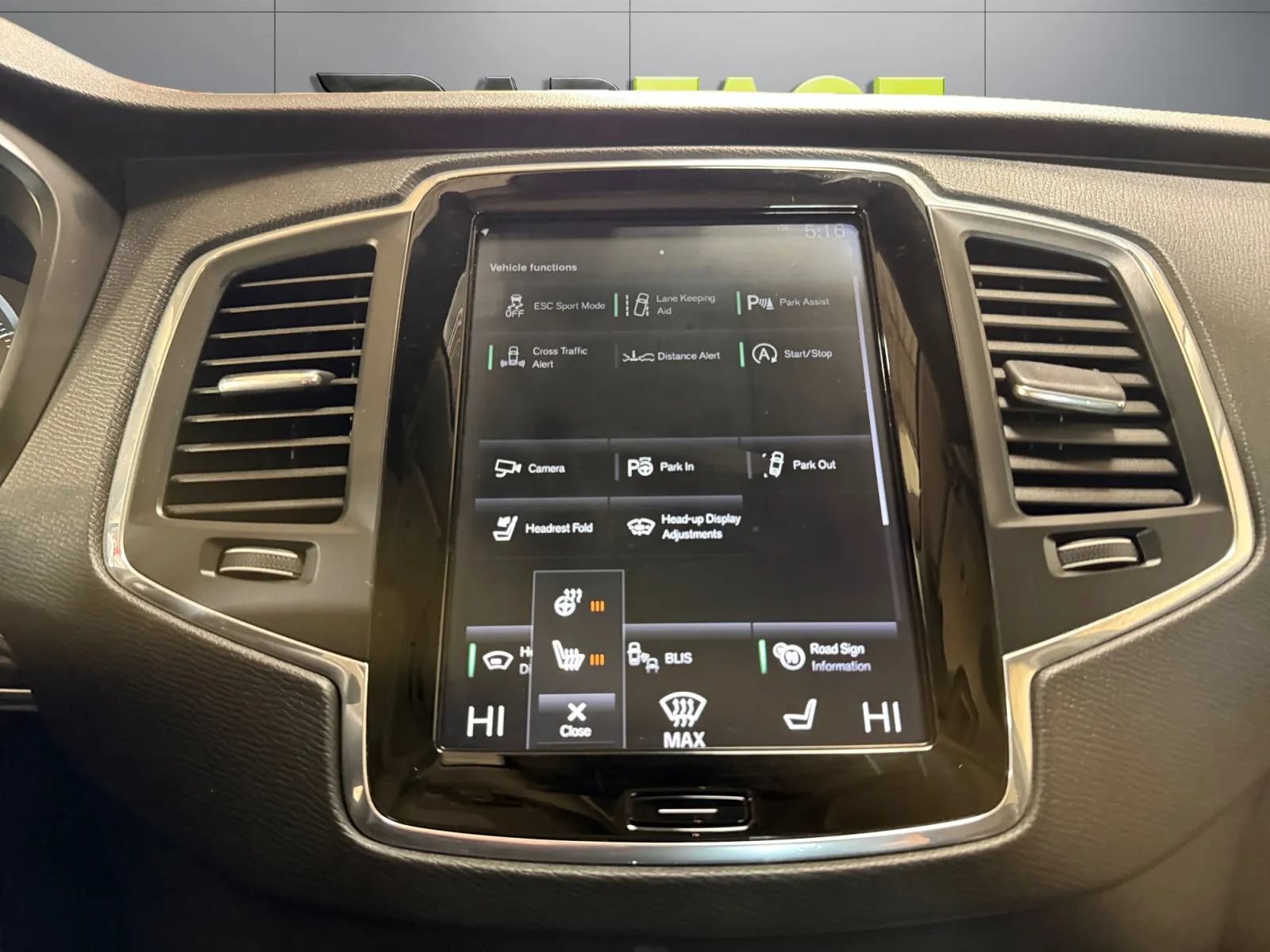 Used 2019 Volvo XC90 T6 Momentum w/ Advanced Package AWD/4WD image 32